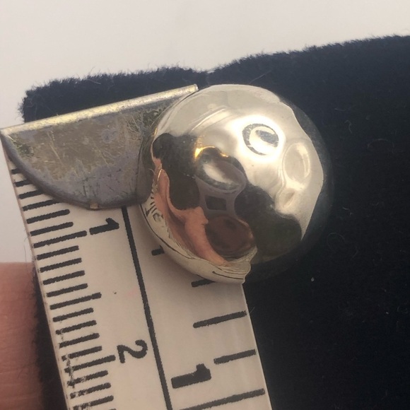 VTG Sterling Silver Hammered Design Dome Button Stud Earrings .6” - Picture 5 of 5